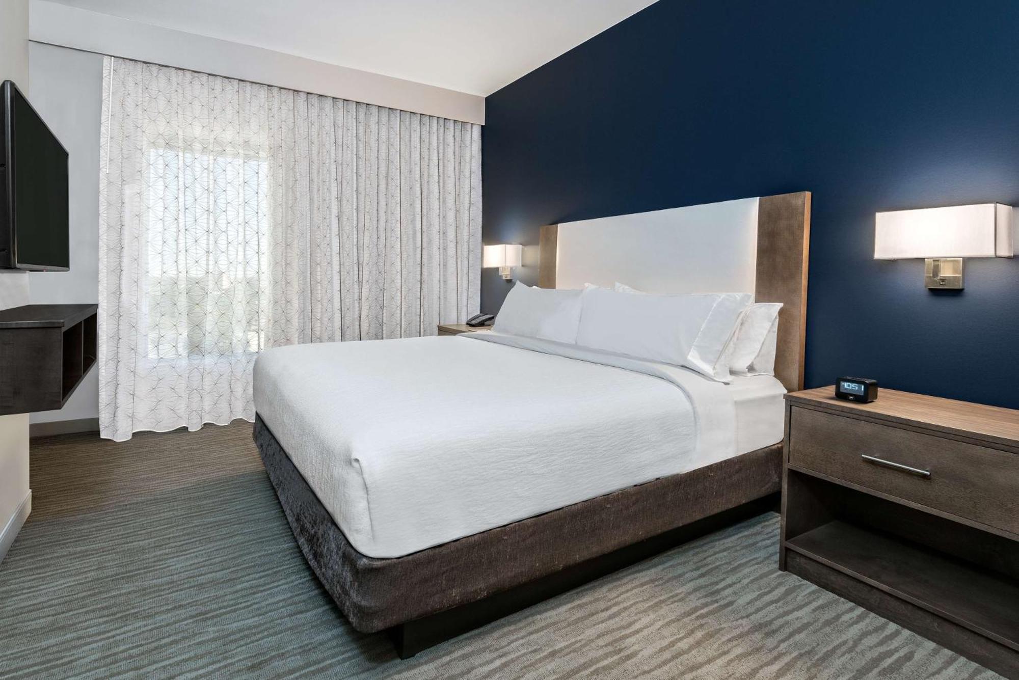 Embassy Suites By Hilton College Station Exterior foto